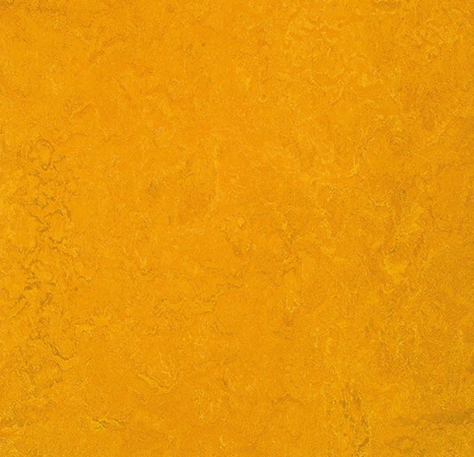 Forbo Marmoleum Marbled Fresco Golden Sunset 3125