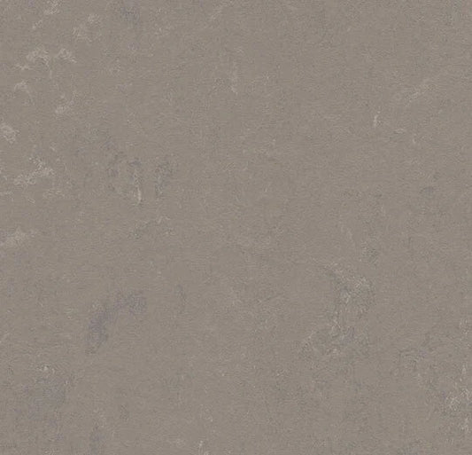 Forbo Marmoleum Solid Concrete Liquid Clay 3702
