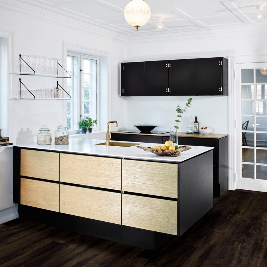 Moduleo Roots 55 EIR Country Oak LVT 54991 | Trade Prices