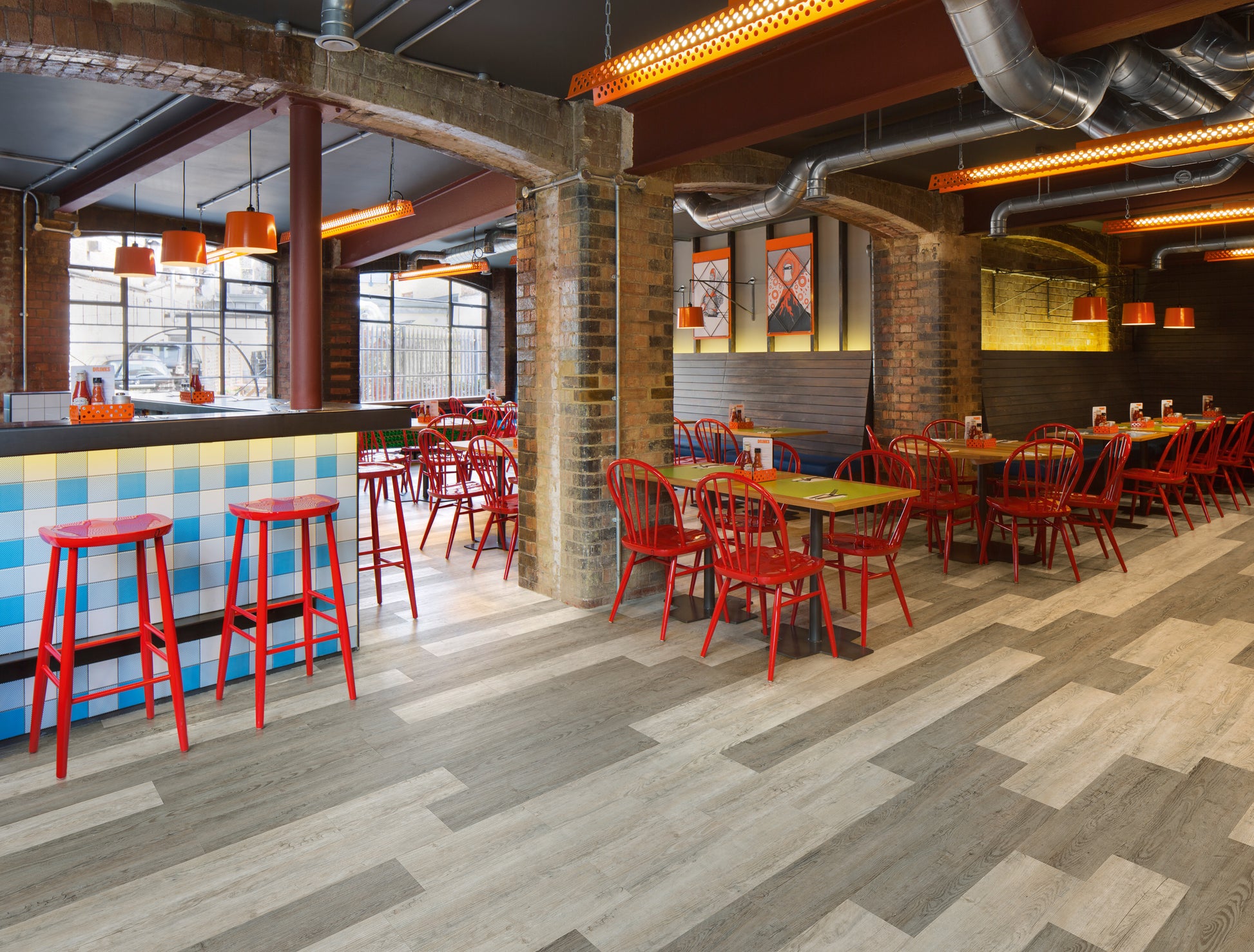 Seasoned Grey Oak - Polyflor Affinity 255 room setting