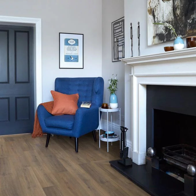 Polyflor Camaro PUR 2259 Astoria Oak LVT installed in modern interior space
