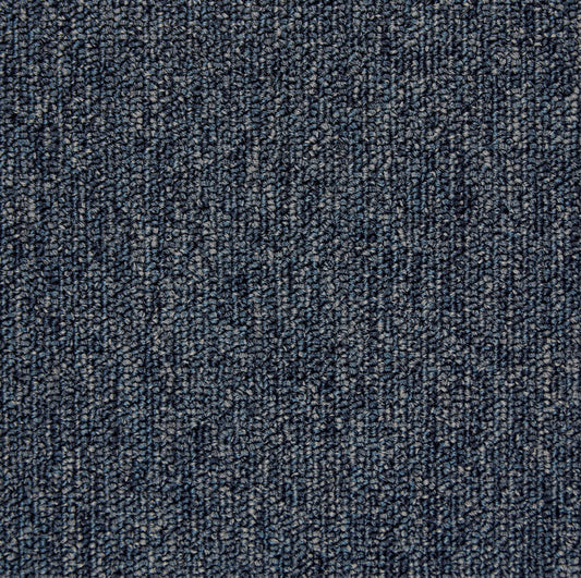 Triumph Loop Blue Haze carpet tile