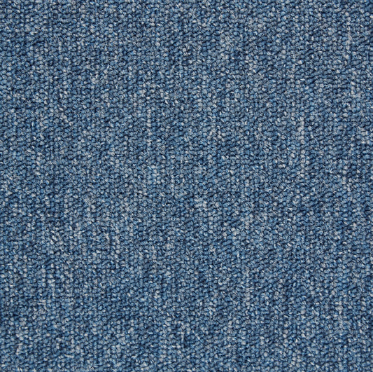 Triumph Loop Blue Sky carpet tile