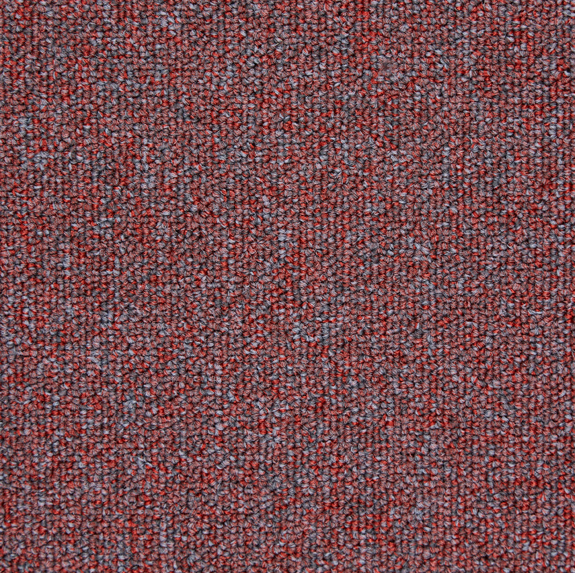 Triumph Loop Berry carpet tile