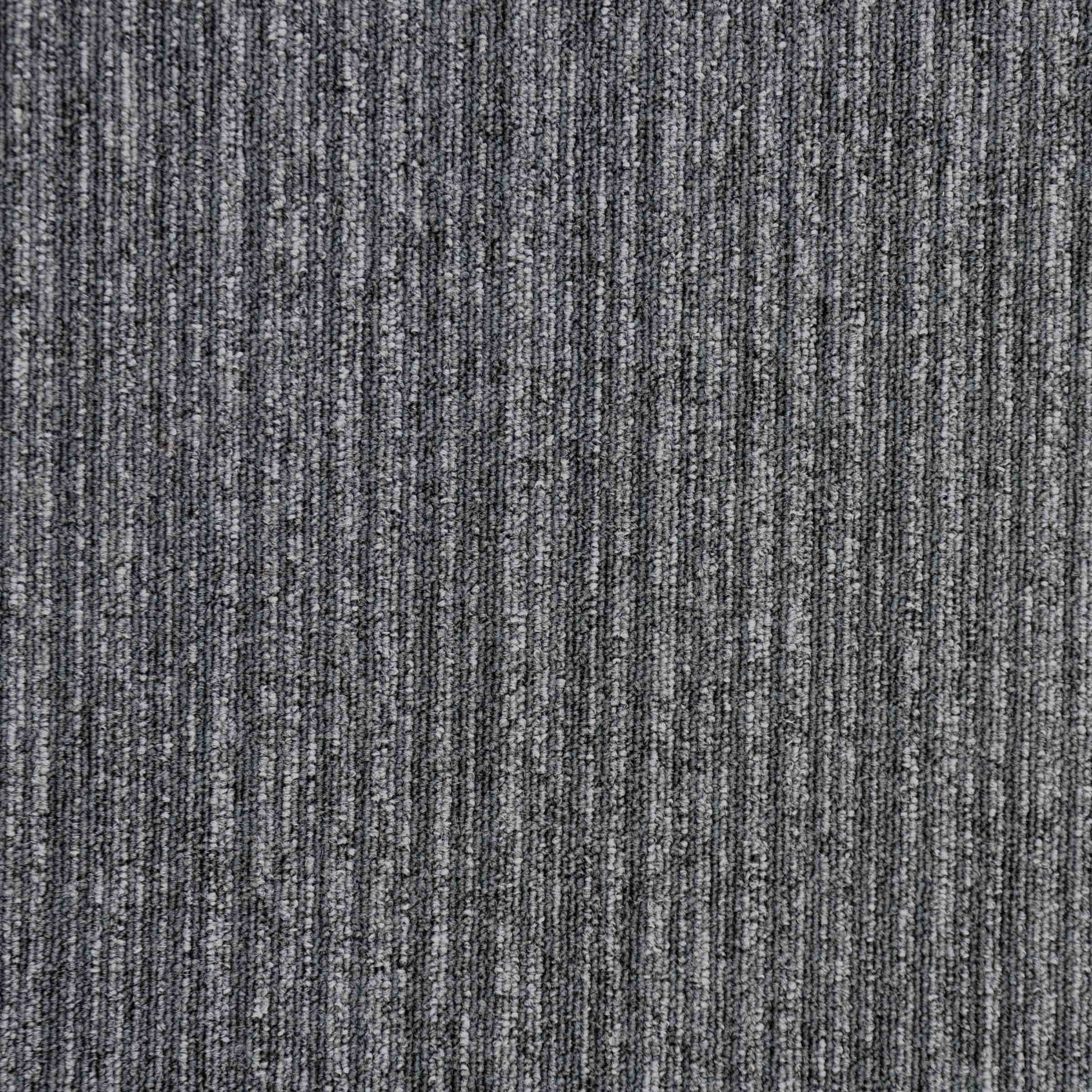 Vital Mercury carpet tile