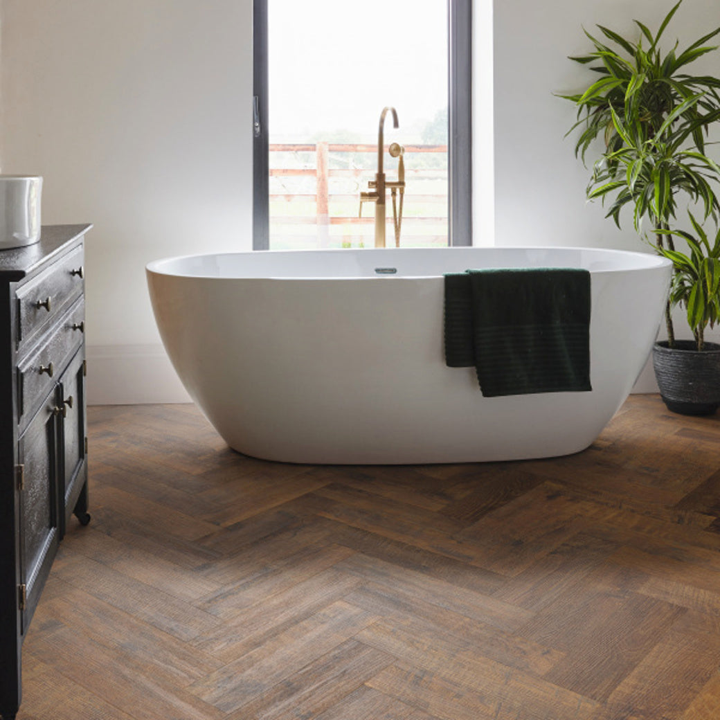 Karndean Van Gogh Antique French Oak SM-VGW8110 herringbone wood-effect LVT 0.55mm sample