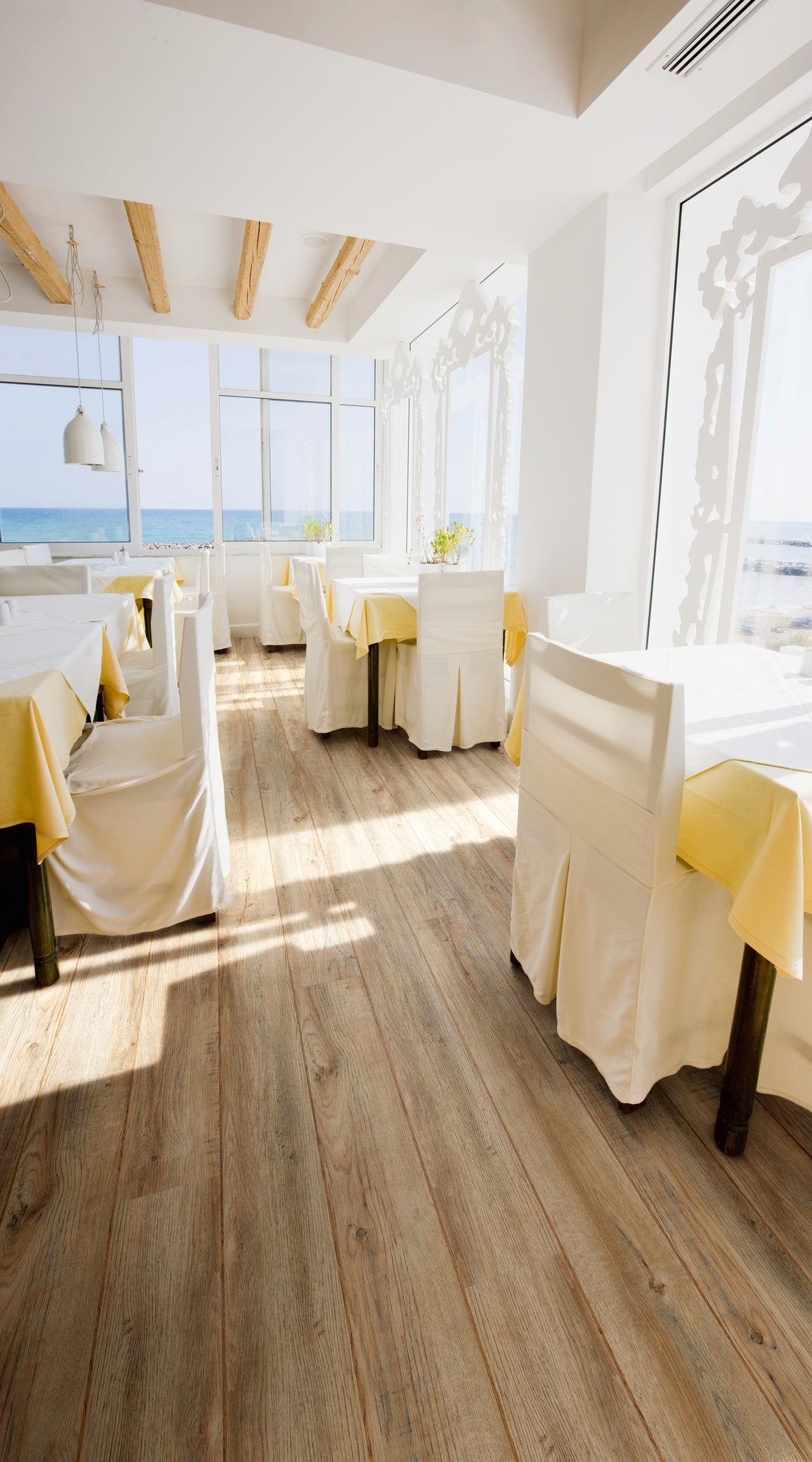 Cross Sawn Timber - Polyflor Affinity 255 room setting
