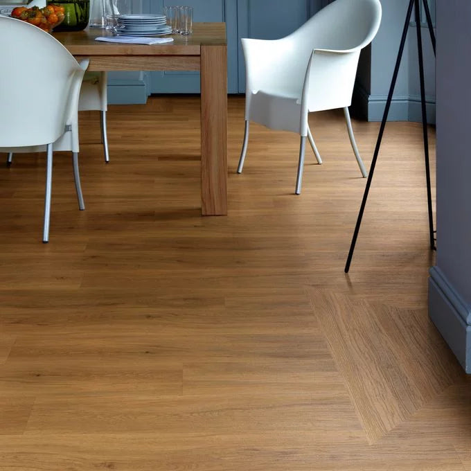 Polyflor Colonia Schoolhouse Oak LVT sample
