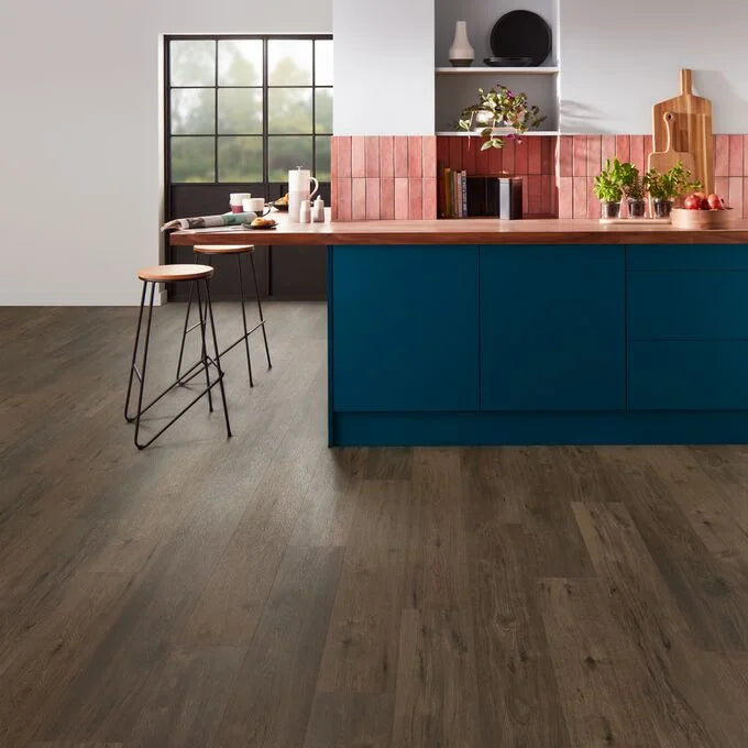 Polyflor Camaro Rigid Core Tennessee Oak SPC click LVT sample