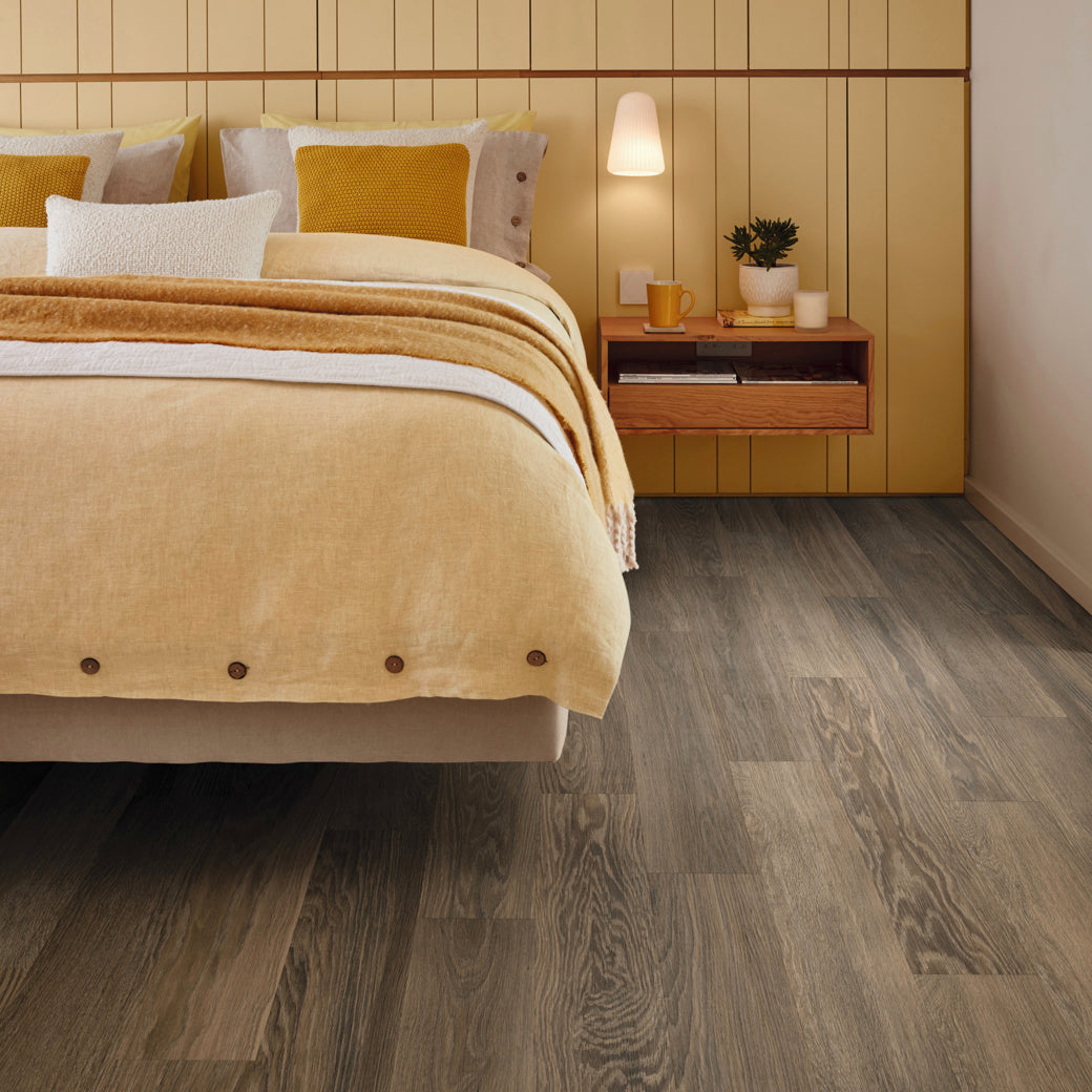 Karndean Knight Tile Cocoa Limed Oak KP165 wood-effect LVT 2mm sample