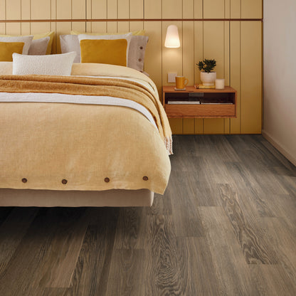 Karndean Knight Tile Cocoa Limed Oak KP165 wood-effect LVT 2mm sample