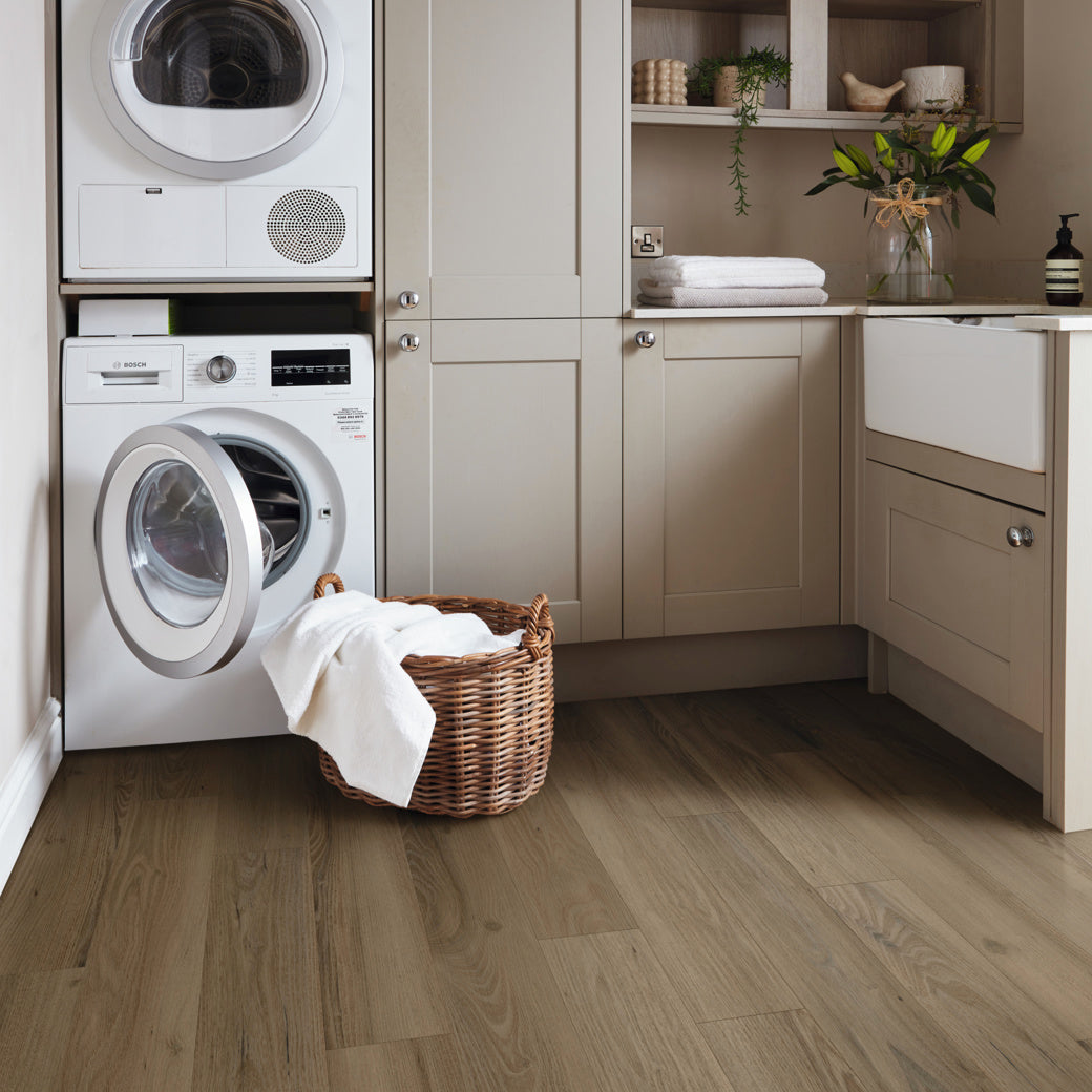 Karndean Knight Tile Duxbury Acacia KP161 wood-effect LVT 2mm sample