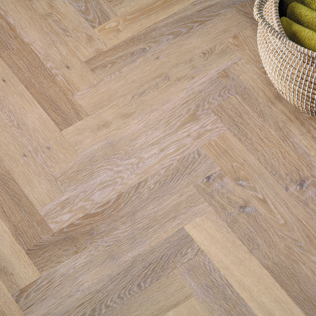 Karndean Knight Tile Rose Washed Oak SM-KP95 small plank wood-effect LVT 2mm sample