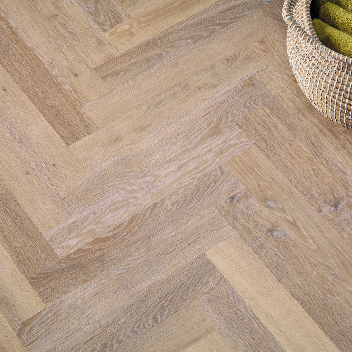 Karndean Knight Tile Rose Washed Oak SM-KP95 small plank wood-effect LVT 2mm sample
