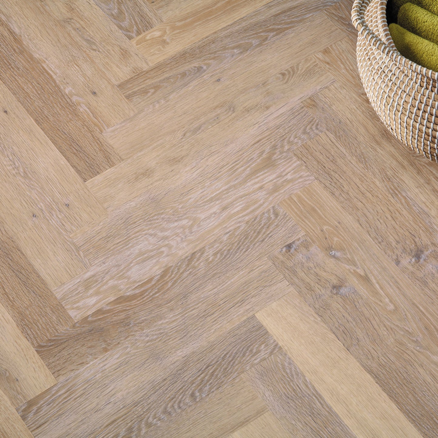 Karndean Knight Tile Rose Washed Oak SM-KP95 small plank wood-effect LVT 2mm sample