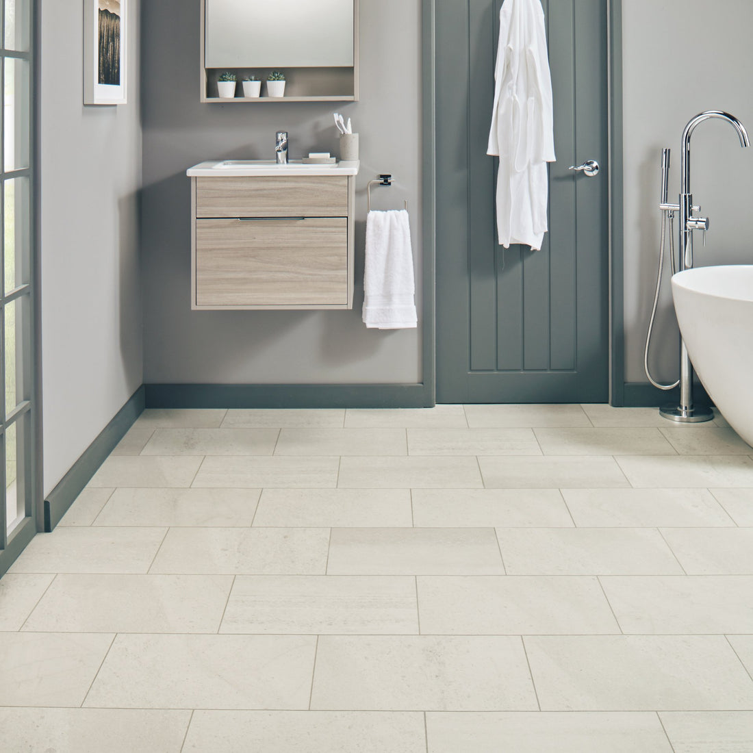 Karndean Knight Tile Honed Oyster Slate ST17 stone-effect LVT 2mm sample