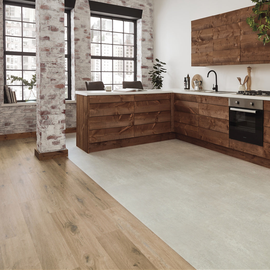 Karndean Knight Tile Washed Character Oak KP144 wood-effect LVT 2mm sample