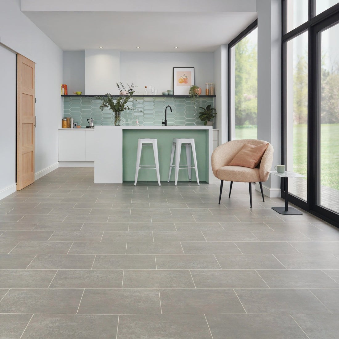 Karndean Knight Tile Smoked Concrete ST22 stone-effect LVT 2mm sample