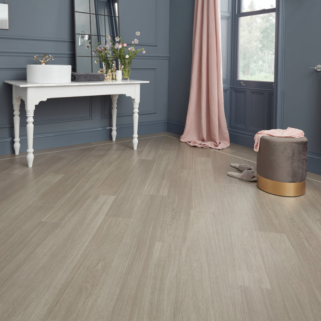 Karndean Van Gogh Misty Grey Oak VGW112T wood-effect LVT 0.55mm sample