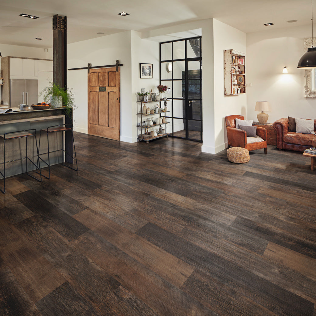 Karndean Van Gogh Salvaged Barnwood VGW123T wood-effect LVT 0.55mm sample