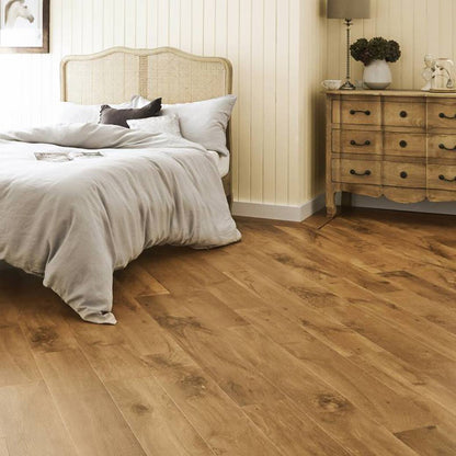 Karndean Van Gogh Wellington Oak VGW53T wood-effect LVT 0.55mm sample