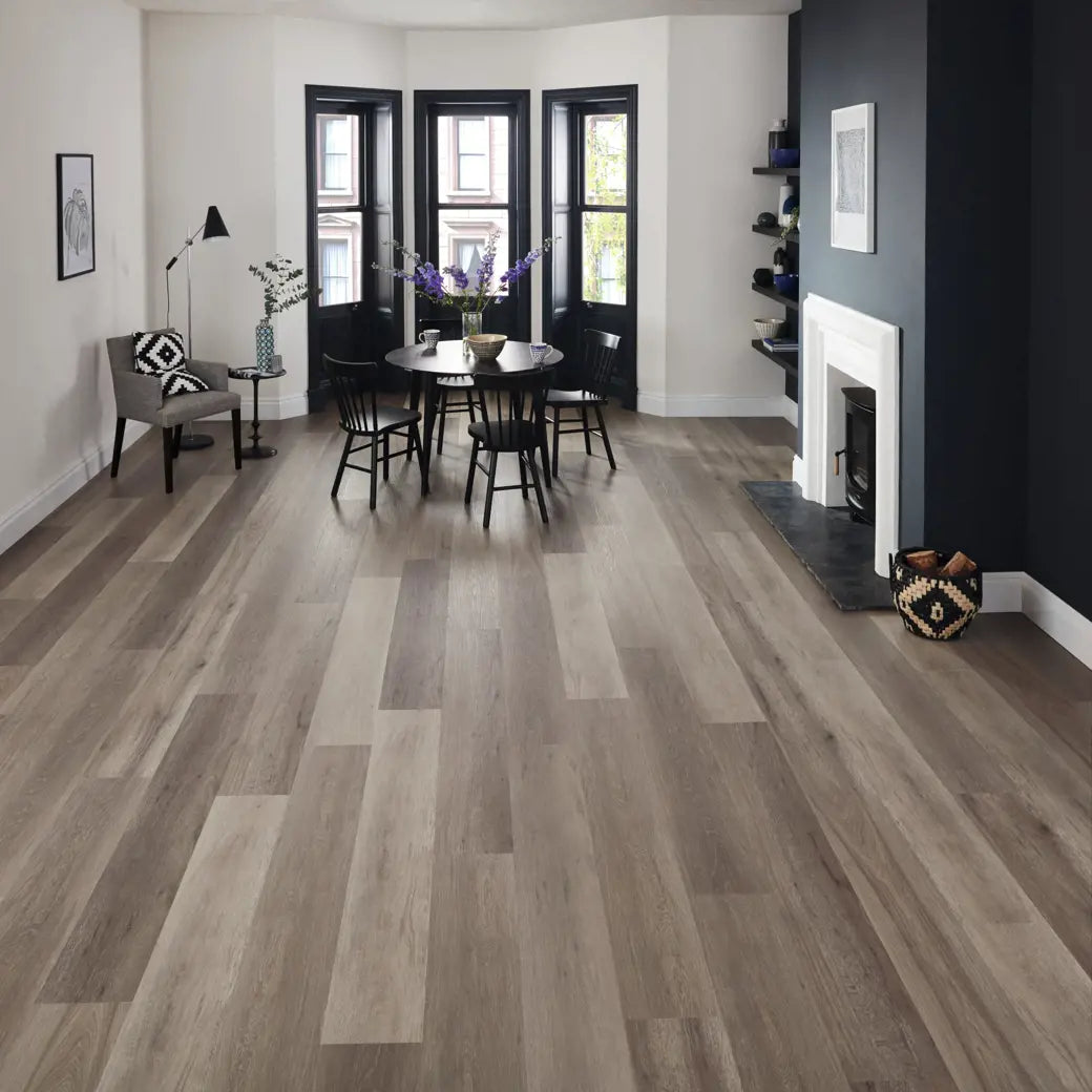 Karndean Van Gogh Washed Grey Ash VGW8104 wood-effect LVT 0.55mm sample