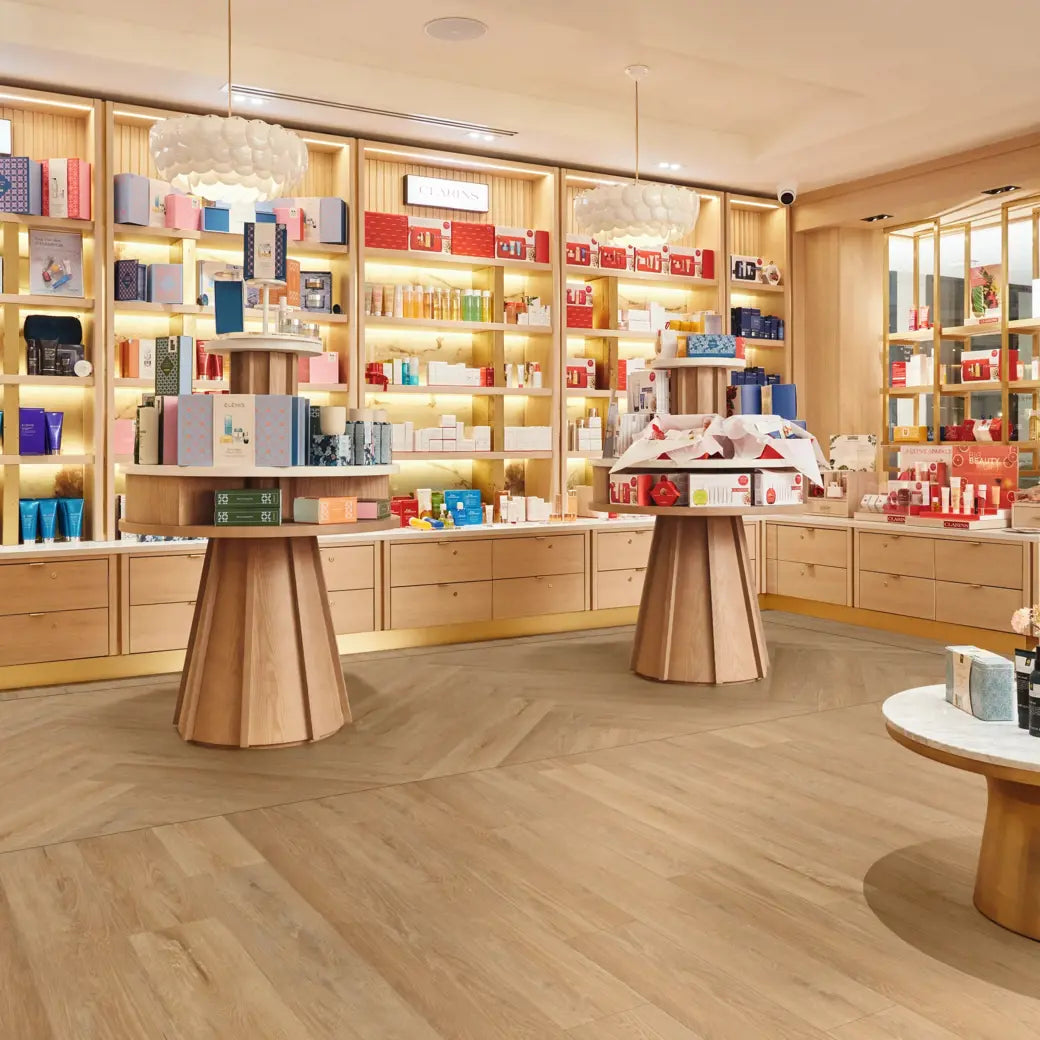 Karndean Van Gogh Croftmore Oak VGW8240 wood-effect LVT 0.55mm sample