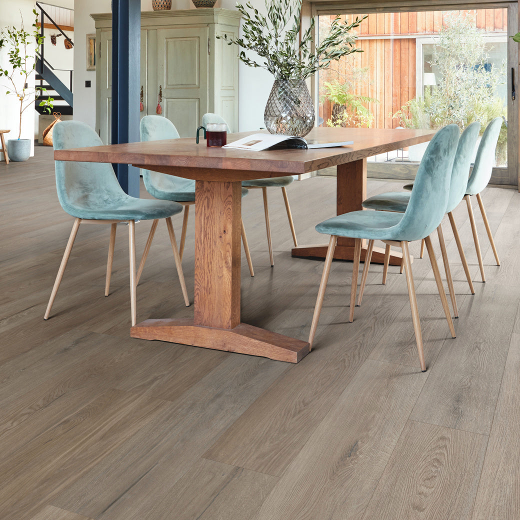 Karndean Van Gogh Aviemore Oak VGW8242 wood-effect LVT 0.55mm sample