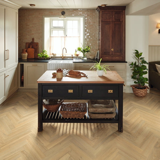 Karndean Knight Tile Wells Acacia KP160 wood-effect LVT 2mm sample